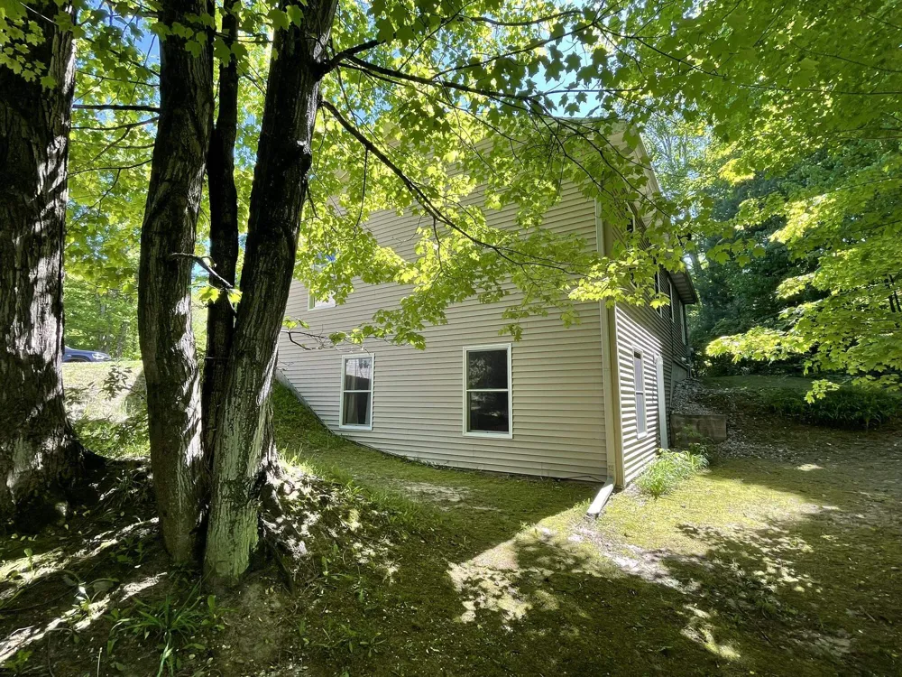 7430 River Street Benzonia Township, MI 49616