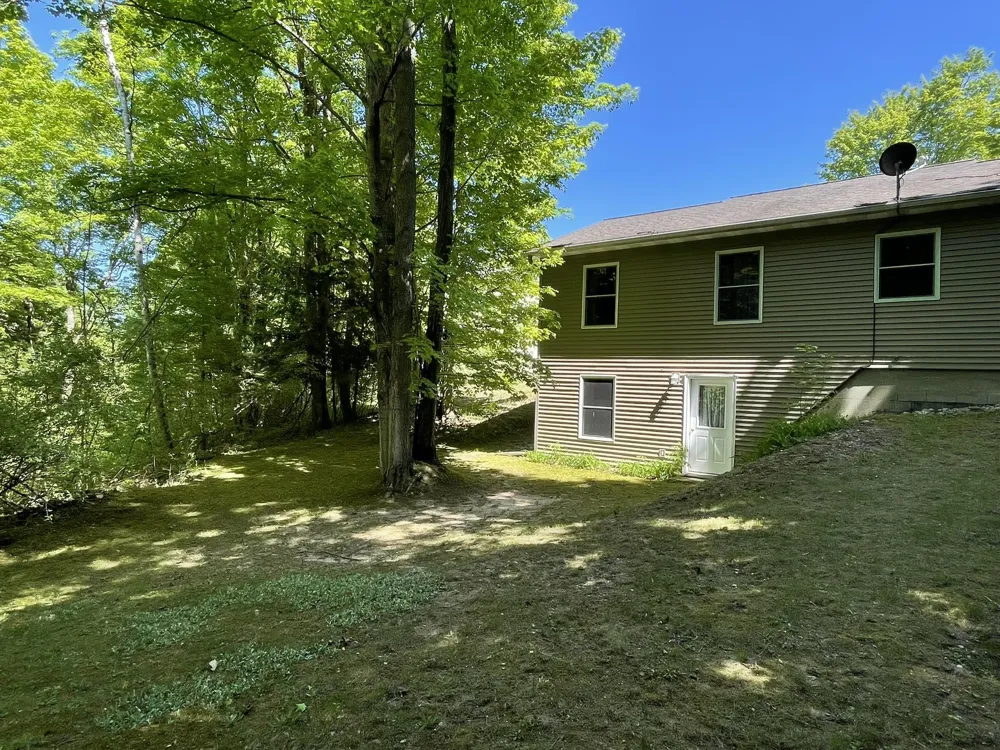 7430 River Street Benzonia Township, MI 49616