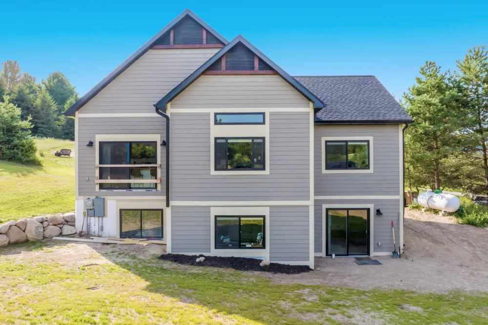 4225 Schoolcraft Road Kearney Township, MI 49615