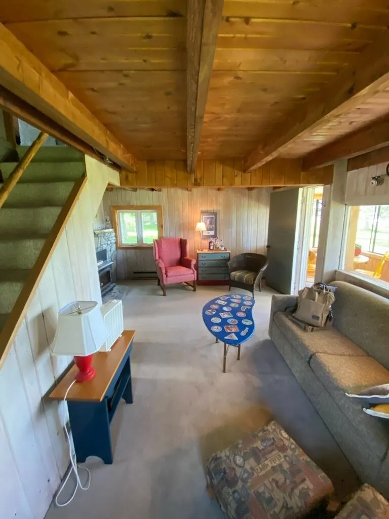 7969 Channel Road Springvale Township, MI 49770