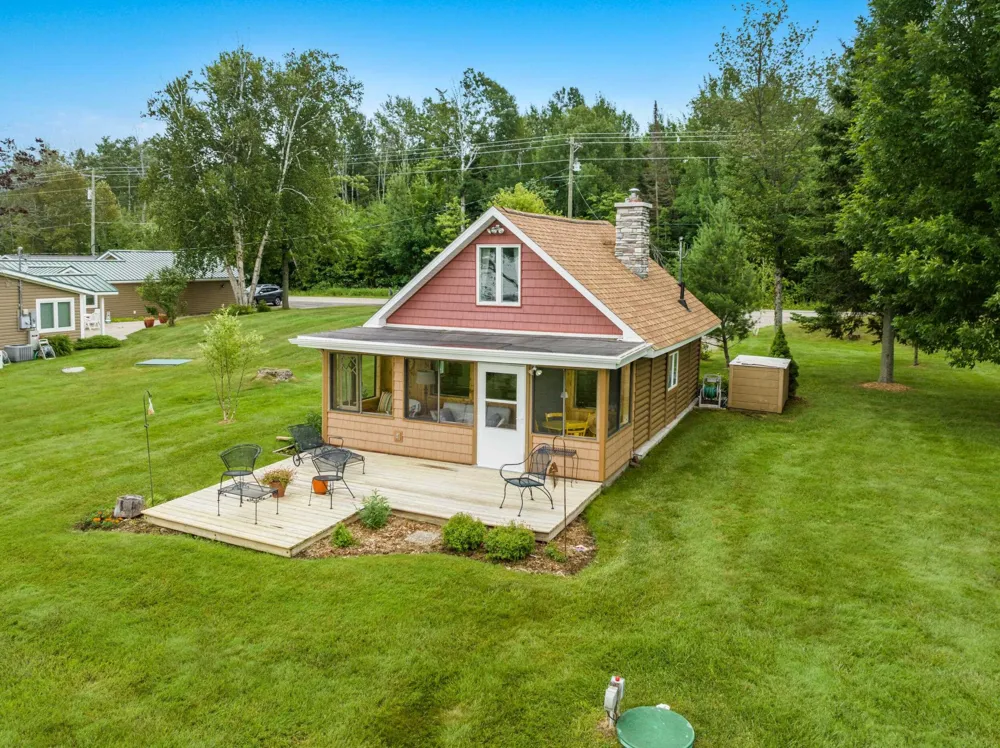 7969 Channel Road Springvale Township, MI 49770