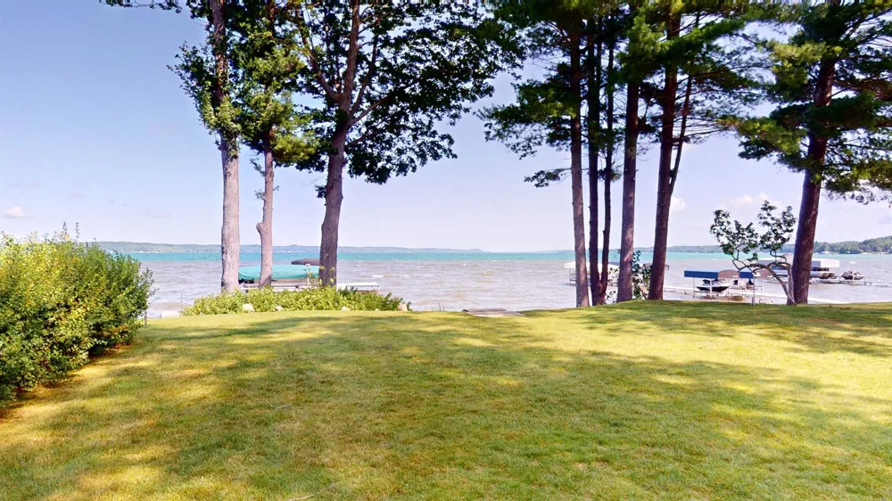 9612 Fowler Lane Helena Township, MI 49676