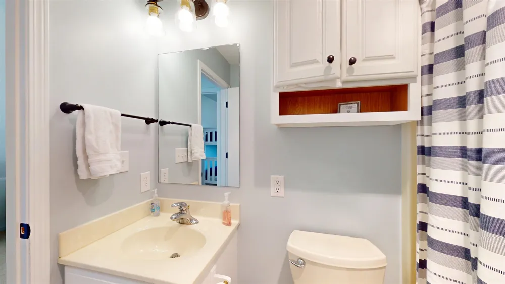 9612 Fowler Lane Helena Township, MI 49676
