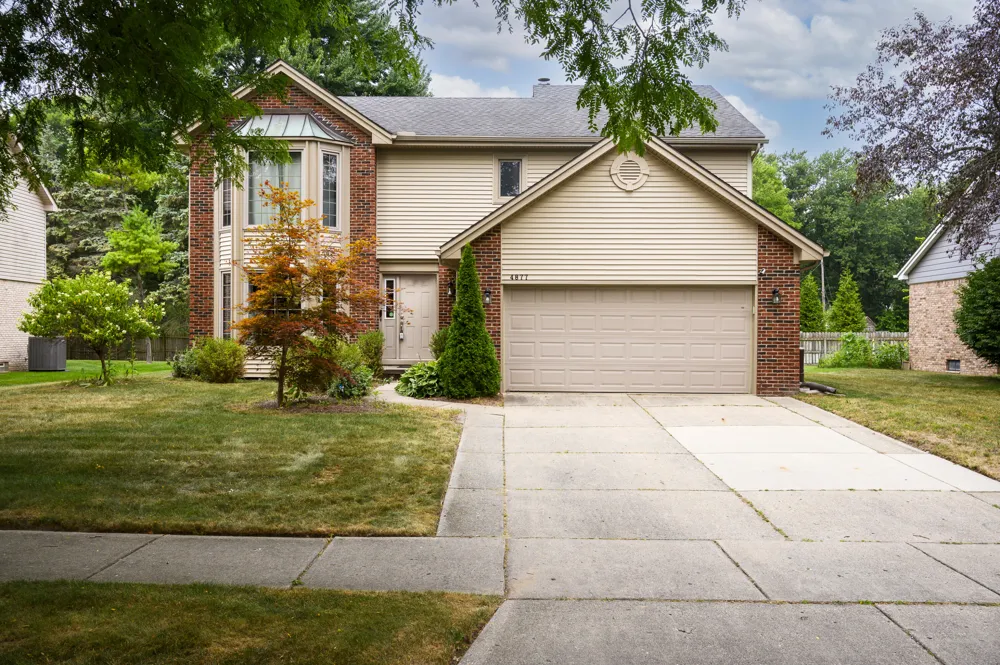4877 Davis Court Troy City, MI 48085