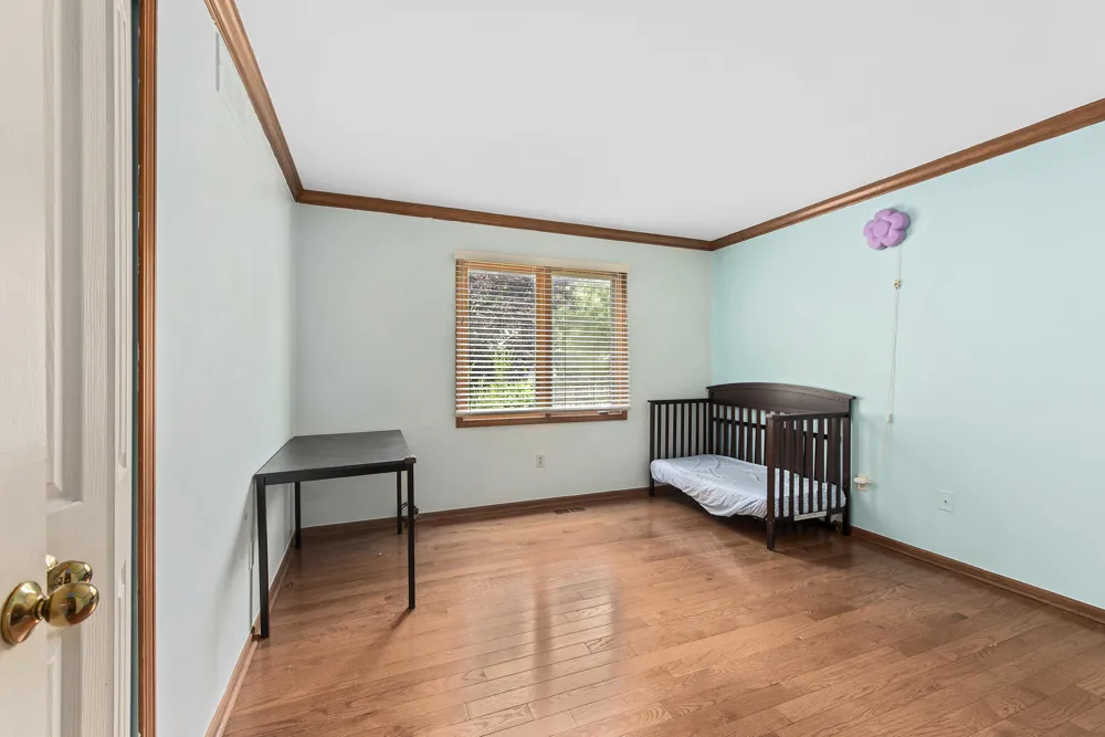 4877 Davis Court Troy City, MI 48085