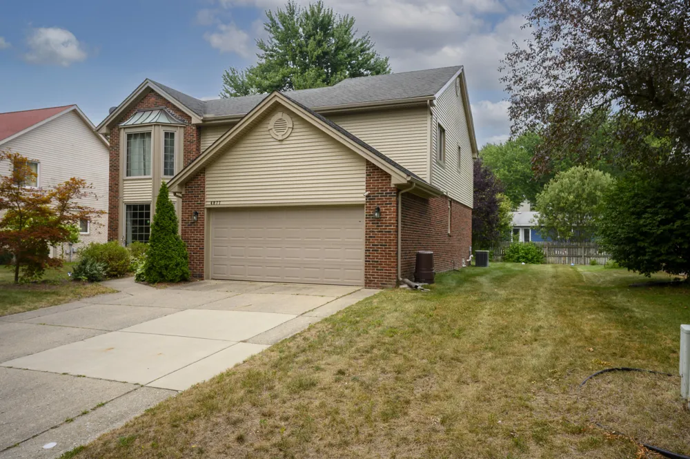 4877 Davis Court Troy City, MI 48085