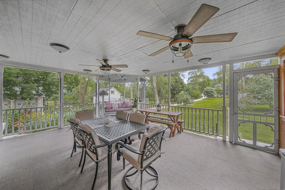 1056 Smith Road East Bay Township, MI 49696