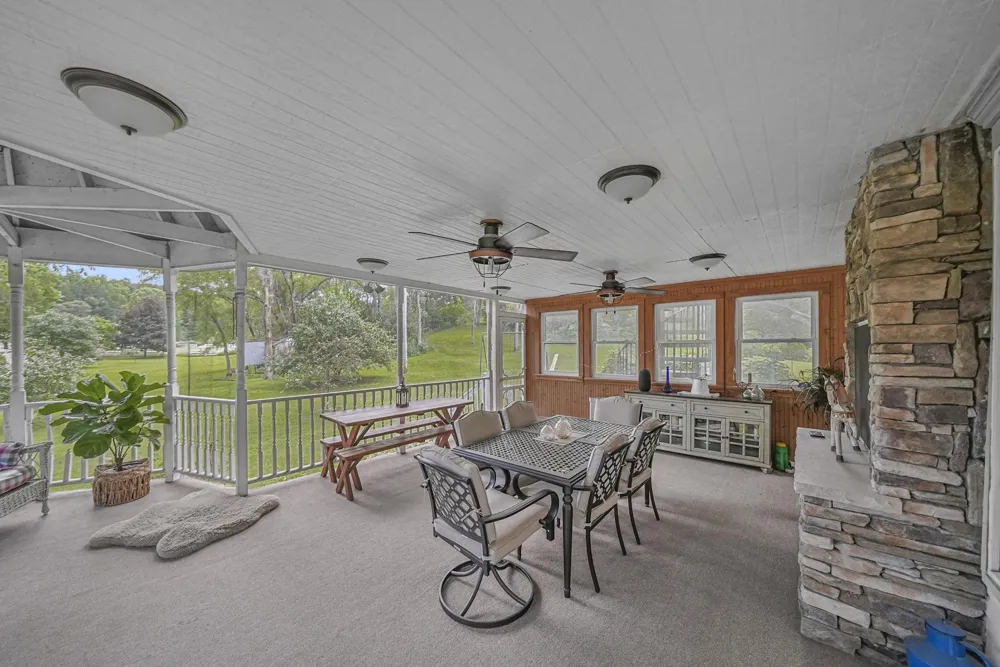 1056 Smith Road East Bay Township, MI 49696