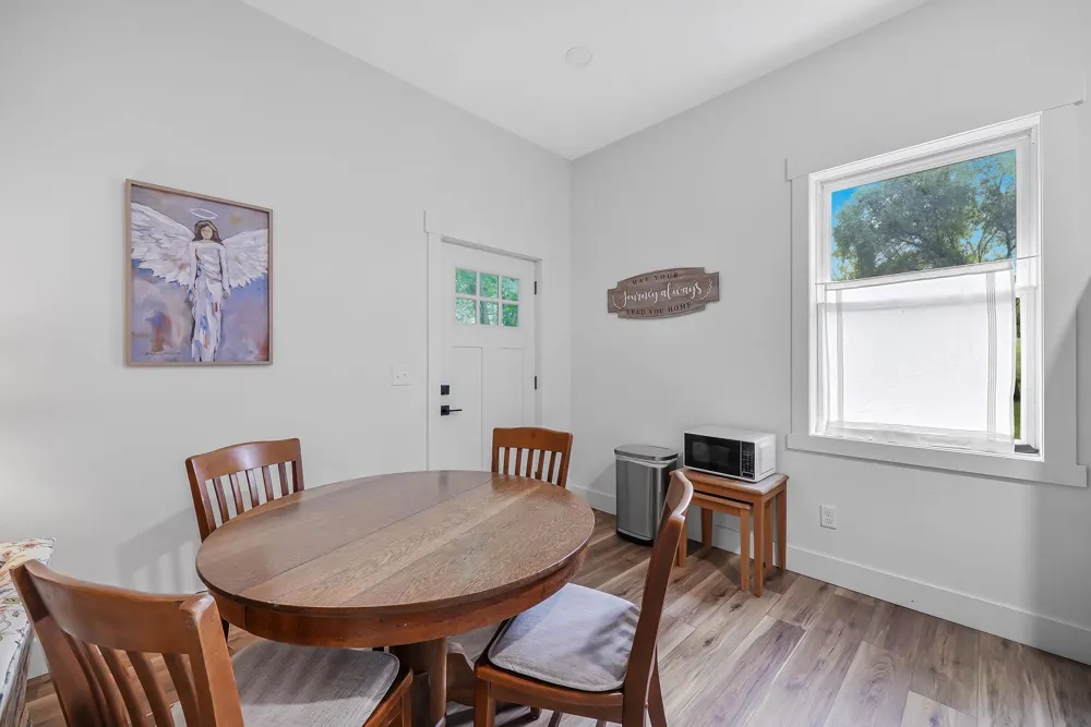 1056 Smith Road East Bay Township, MI 49696