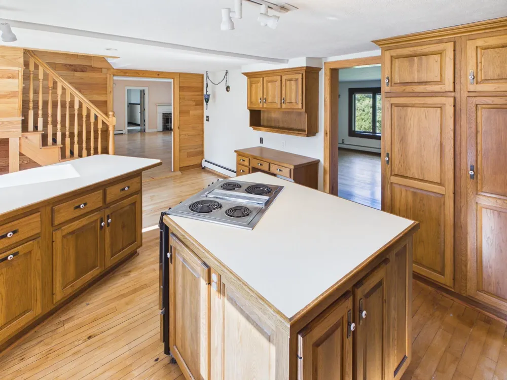 5640 Swede Road Leelanau Township, MI 49670