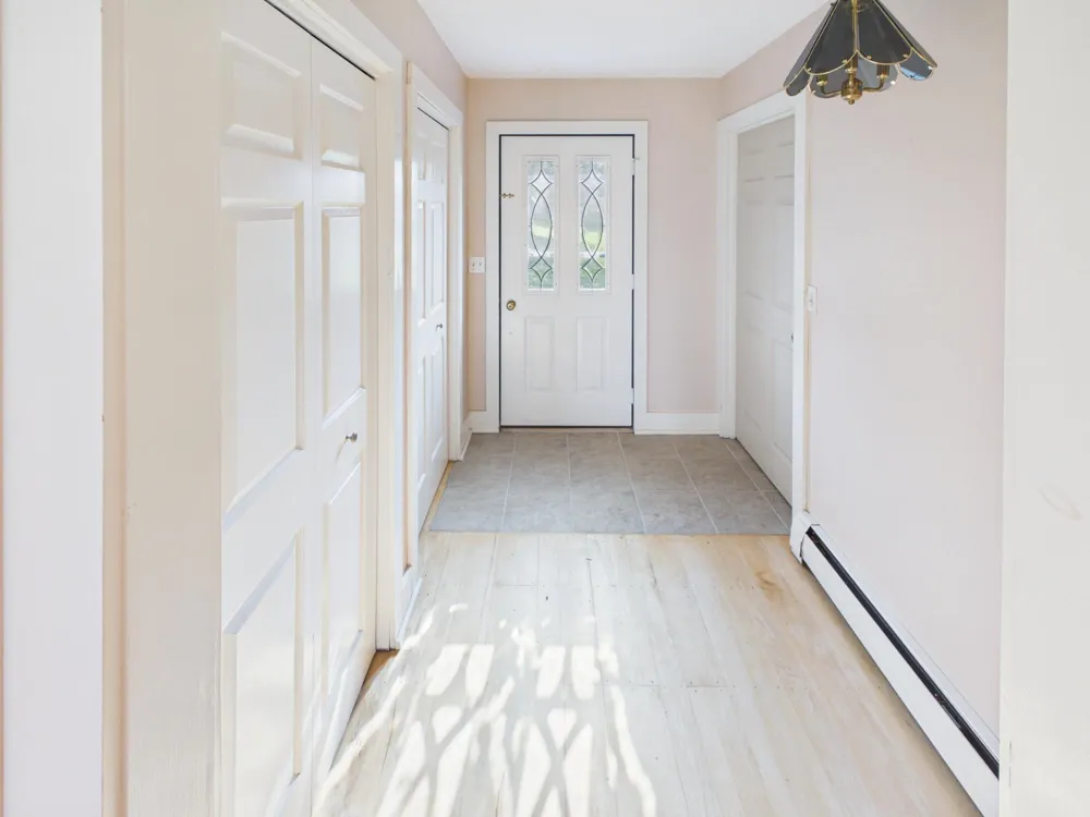 5640 Swede Road Leelanau Township, MI 49670