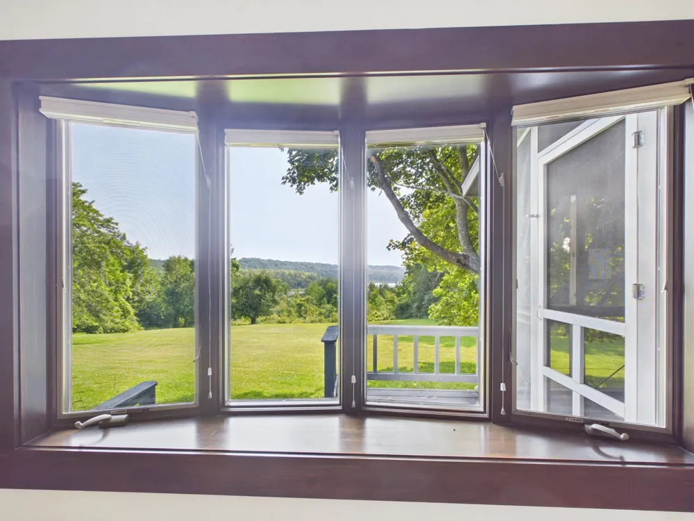 5640 Swede Road Leelanau Township, MI 49670
