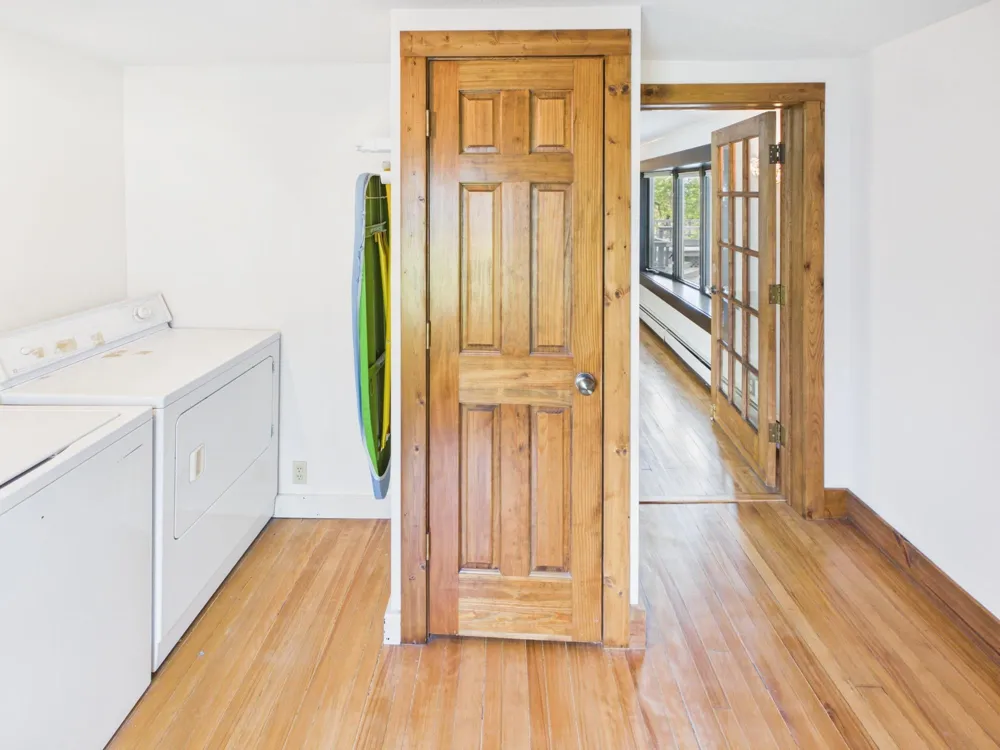 5640 Swede Road Leelanau Township, MI 49670