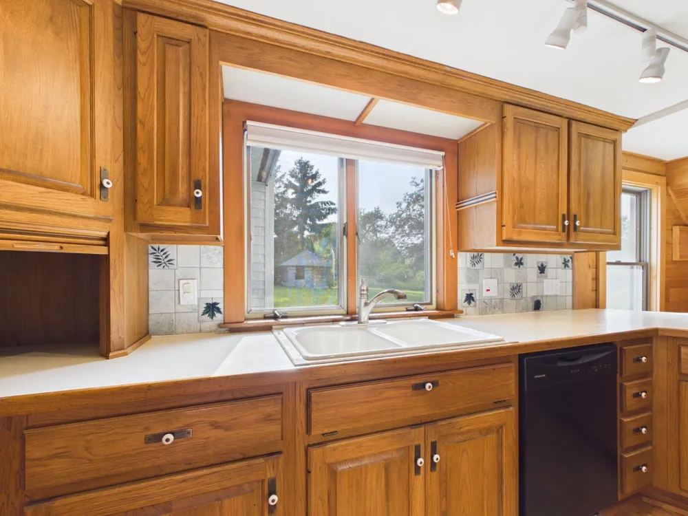 5640 Swede Road Leelanau Township, MI 49670