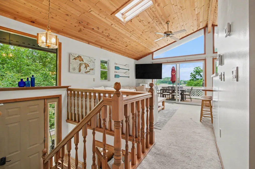 12884 Sharon Hollow Road Manchester Township, MI 48158