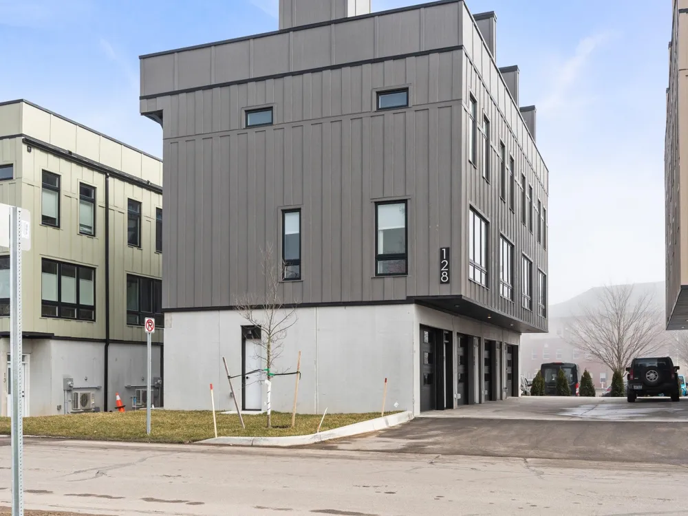 128 W Gillis Street Traverse City City, MI 49684