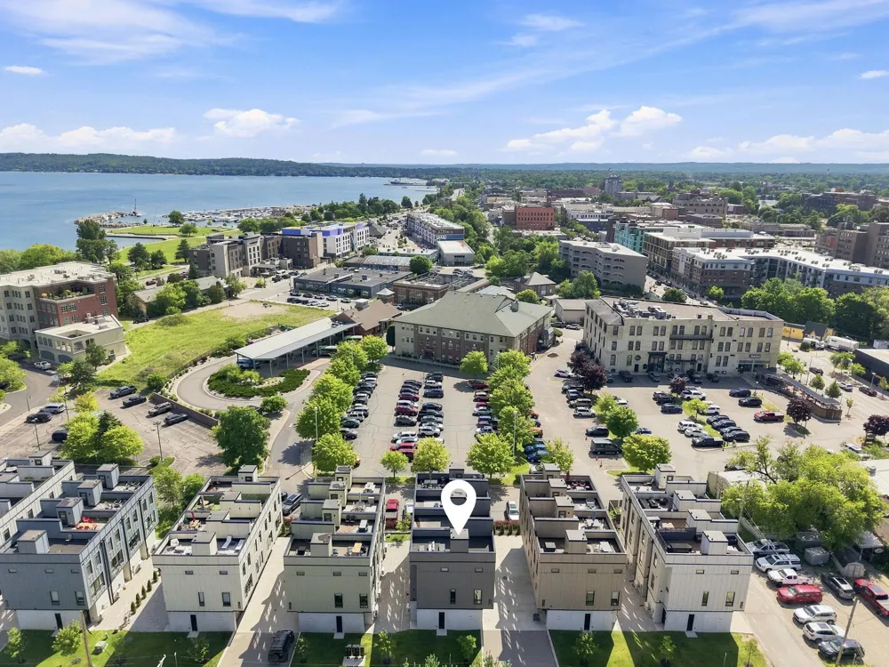 128 W Gillis Street Traverse City City, MI 49684