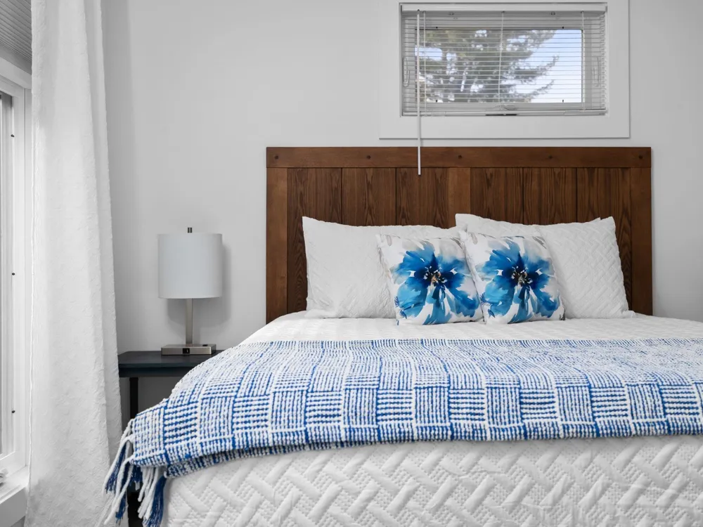 128 W Gillis Street Traverse City City, MI 49684