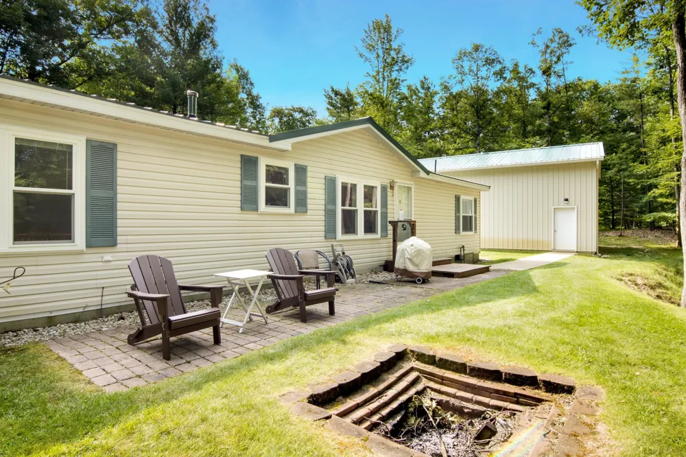 3647 Weber Road East Bay Township, MI 49696