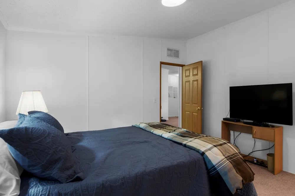 3647 Weber Road East Bay Township, MI 49696