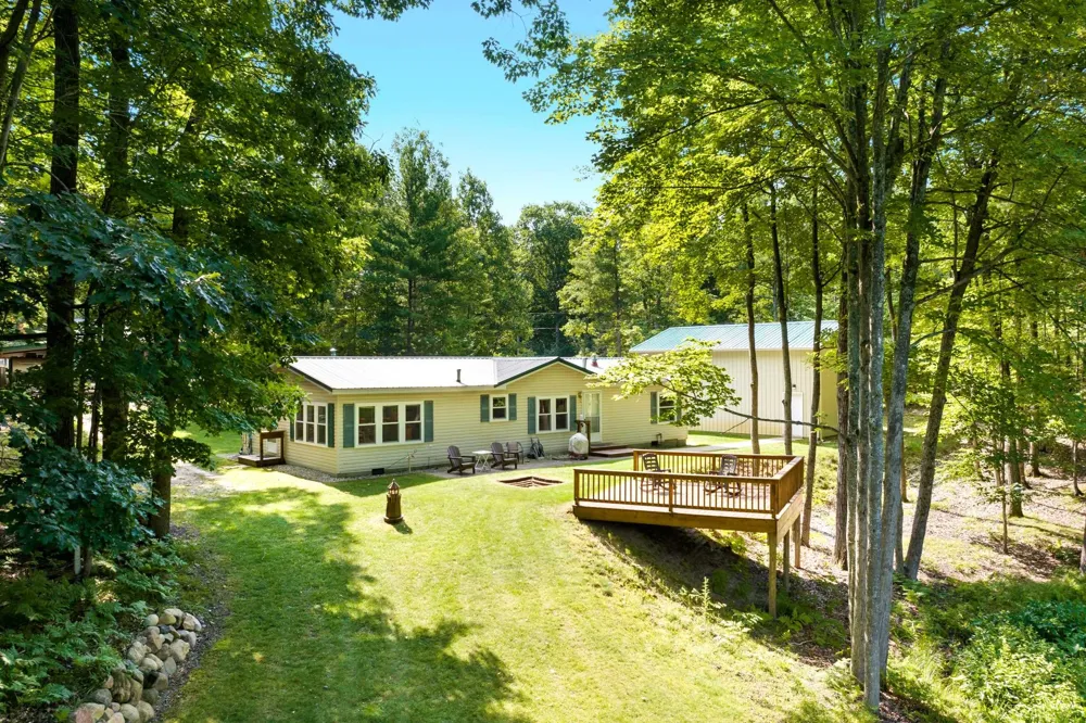 3647 Weber Road East Bay Township, MI 49696