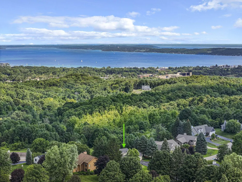 4356 Carlson Drive Garfield Charter Township, MI 49684