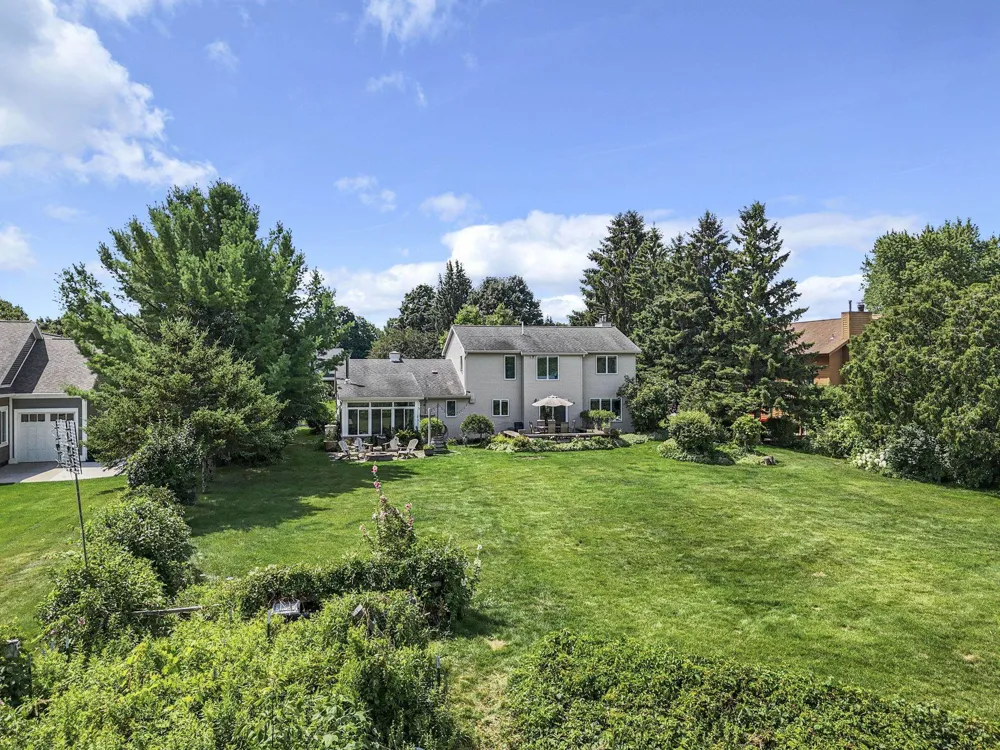 4356 Carlson Drive Garfield Charter Township, MI 49684