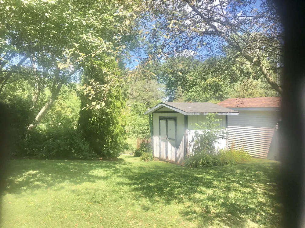 445 Mansfield Drive Lapeer, MI 48446
