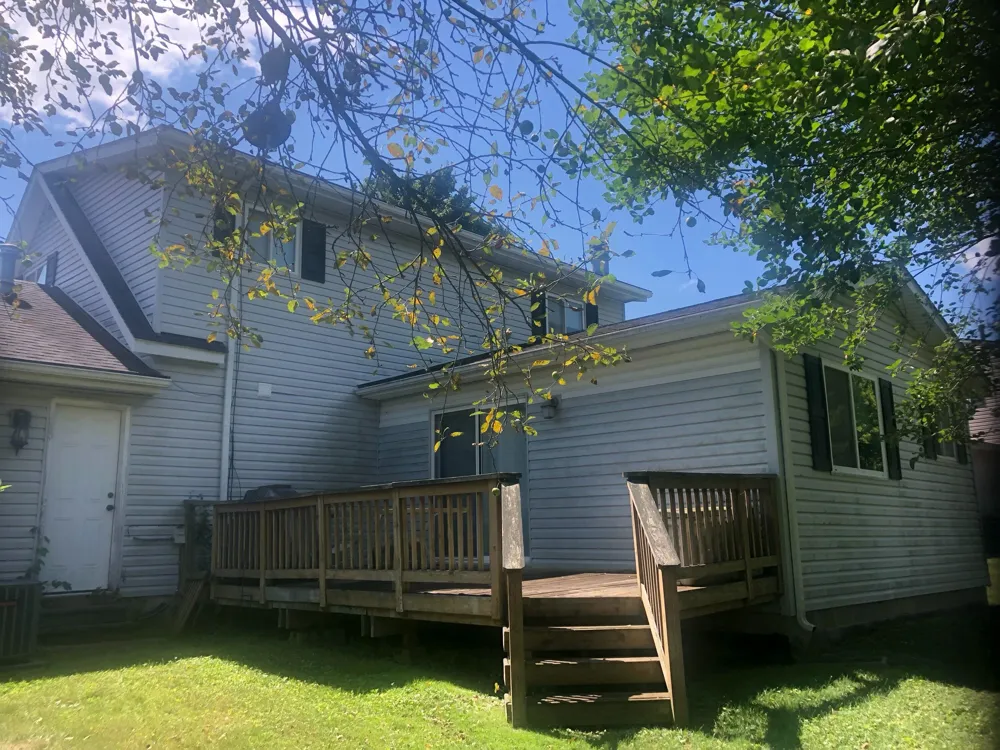 445 Mansfield Drive Lapeer, MI 48446
