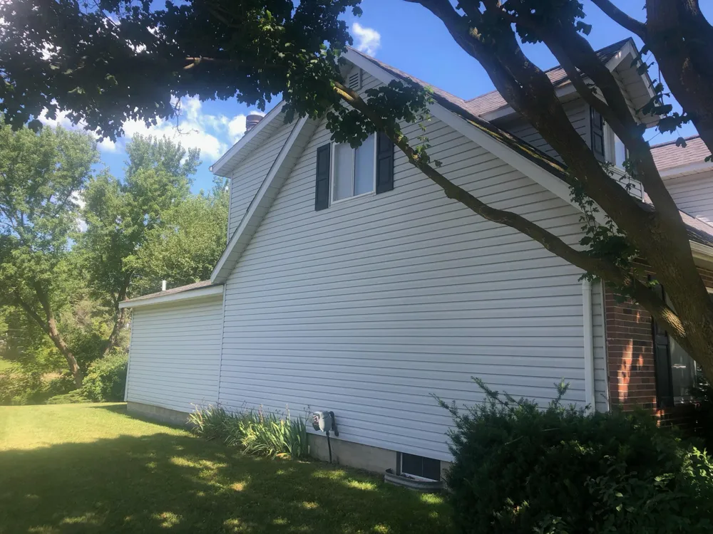 445 Mansfield Drive Lapeer, MI 48446