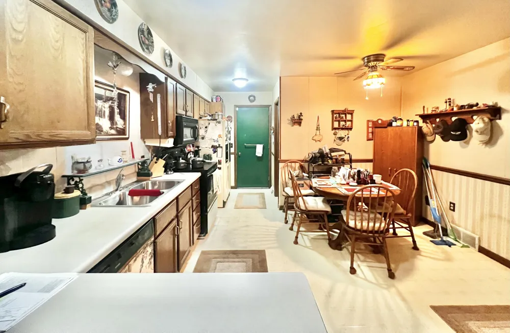 445 Mansfield Drive Lapeer, MI 48446