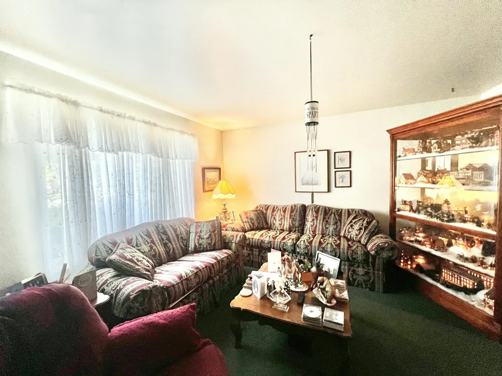 445 Mansfield Drive Lapeer, MI 48446
