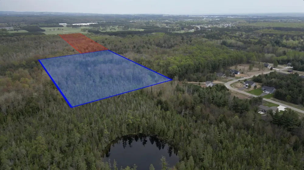 6639 Fall Road Green Lake Township, MI 49637