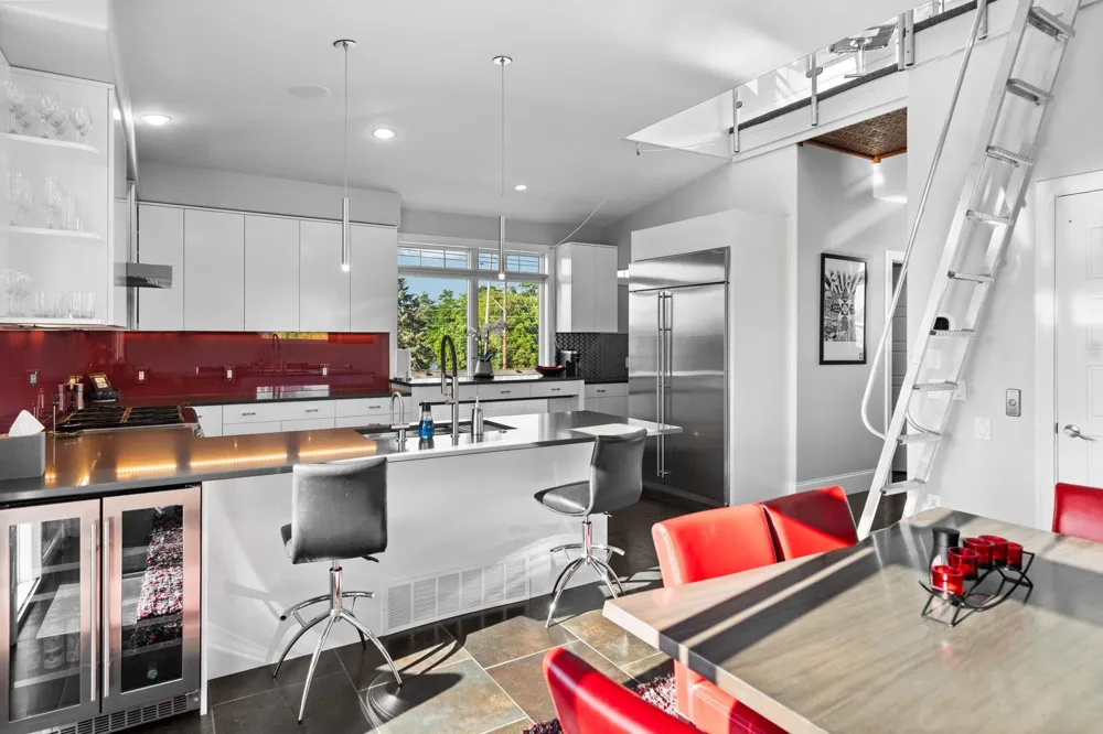 311 E Eighth Street Traverse City City, MI 49684