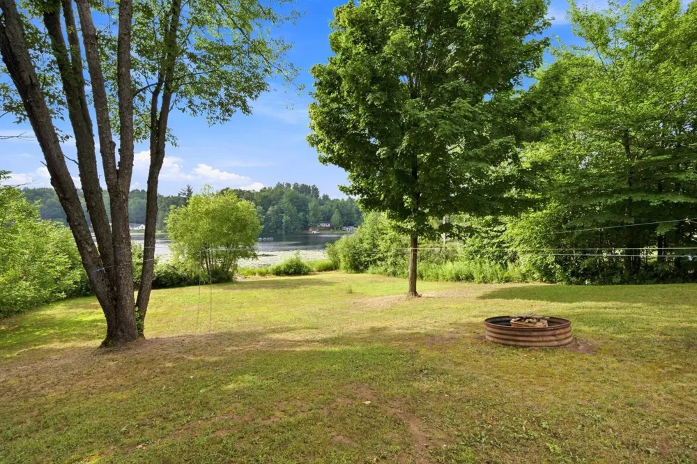 21211 Northcrest Drive Osceola Township, MI 49688