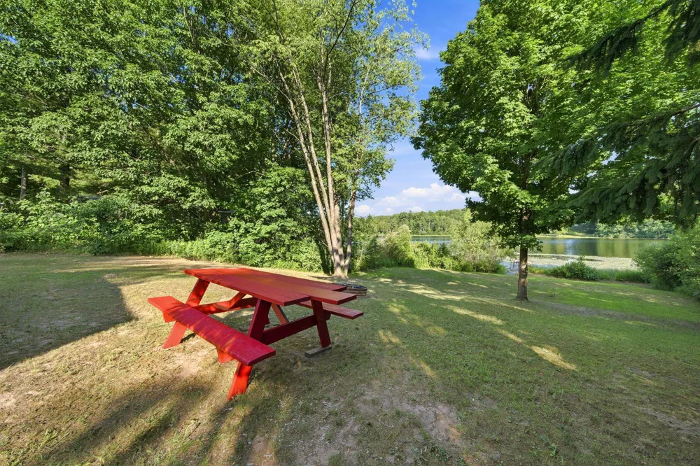 21211 Northcrest Drive Osceola Township, MI 49688
