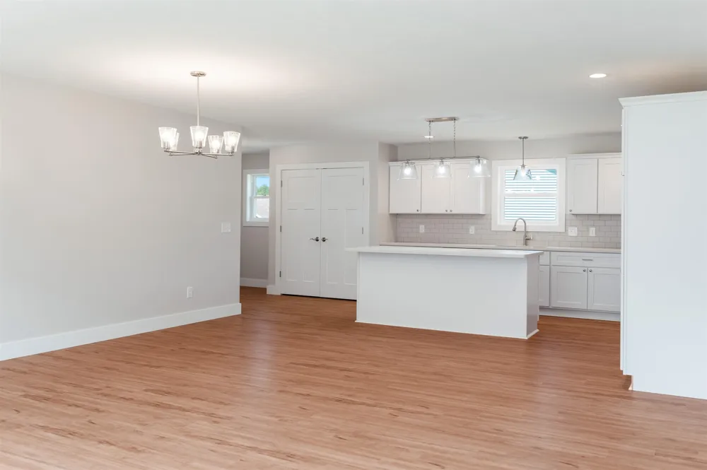 862 Coyote Lane East Bay Township, MI 49696