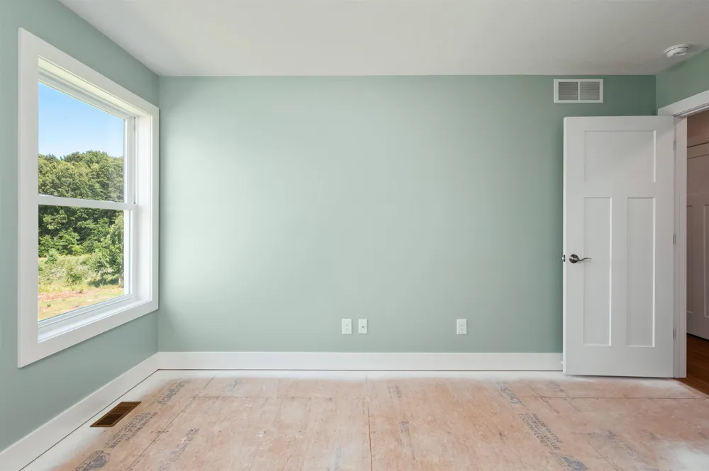 862 Coyote Lane East Bay Township, MI 49696
