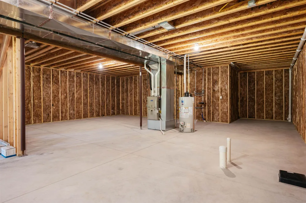 862 Coyote Lane East Bay Township, MI 49696