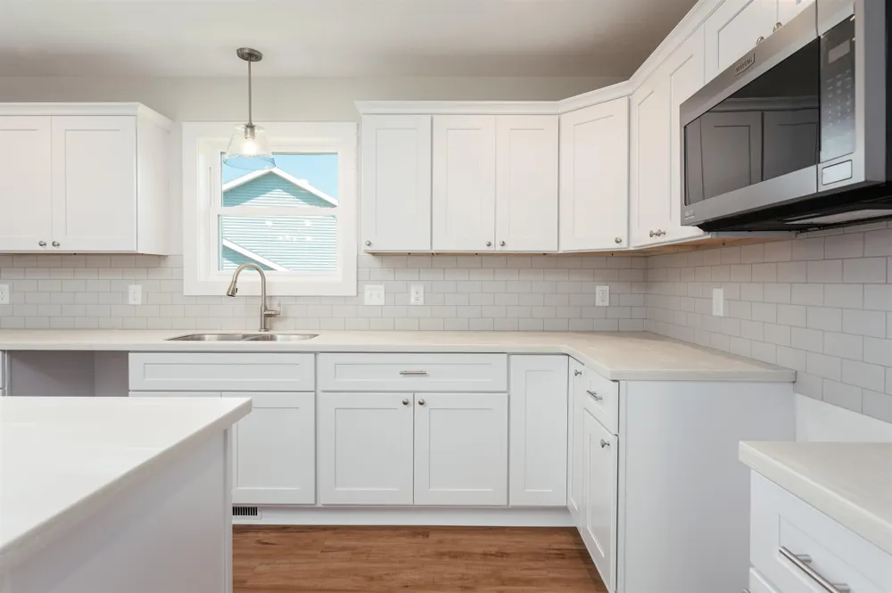 862 Coyote Lane East Bay Township, MI 49696