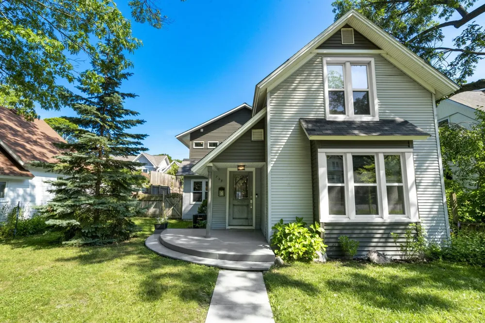 723 Washington Street Traverse City City, MI 49686