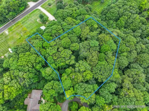 5400 Wild Berry Trail