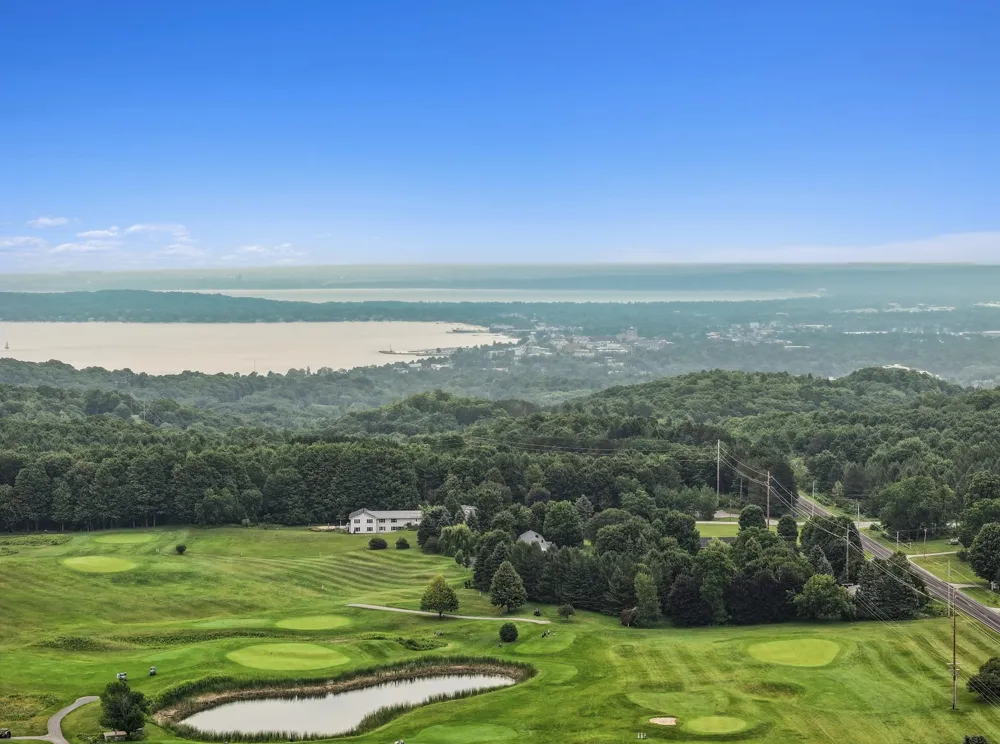 5400 Wild Berry Trail Garfield Charter Township, MI 49685