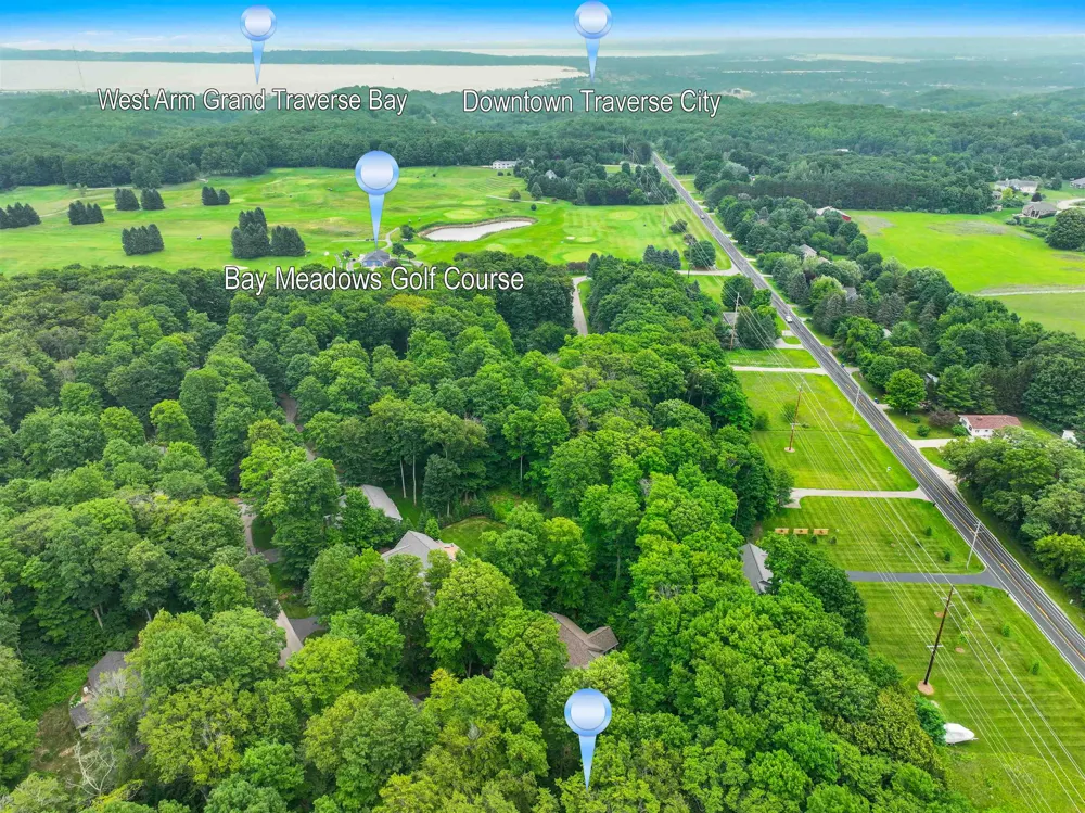 5400 Wild Berry Trail Garfield Charter Township, MI 49685