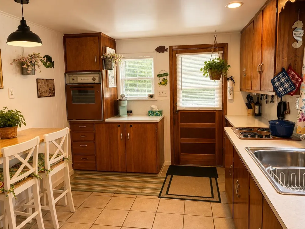 4608 Avery Drive East Bay Township, MI 49696