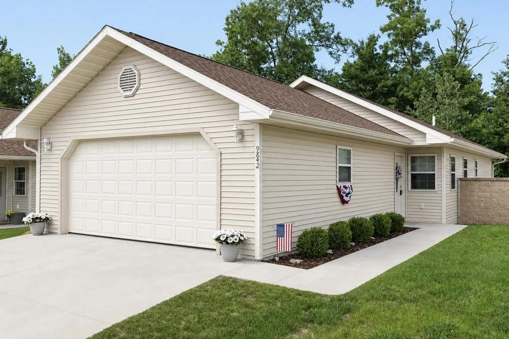 9842 Deer Track Court Green Lake Township, MI 49643