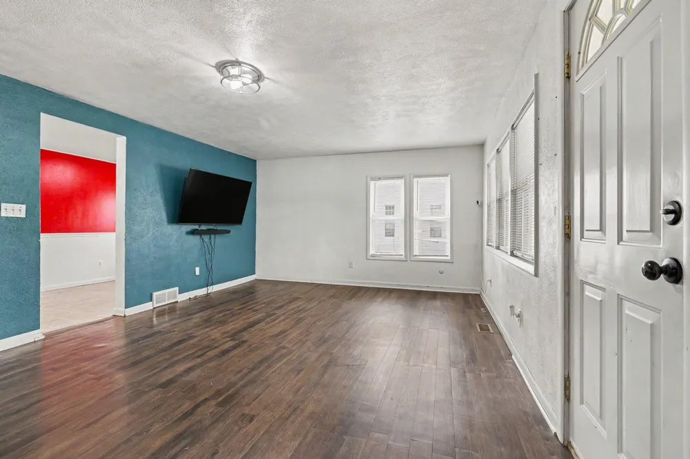 238 W Main Street Milan City, MI 48160