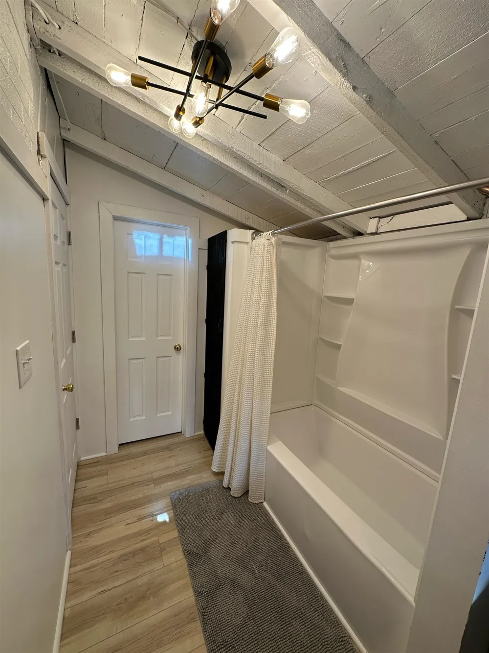 2948 E Michigan Highway Roscommon Township, MI 48653