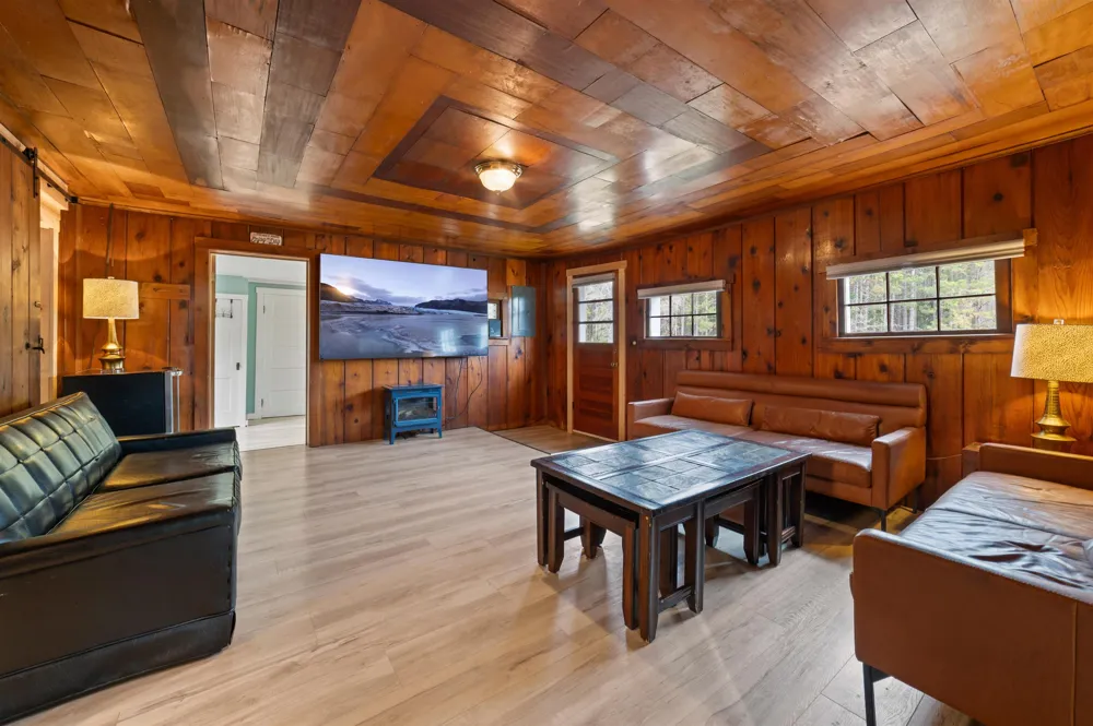 2948 E Michigan Highway Roscommon Township, MI 48653