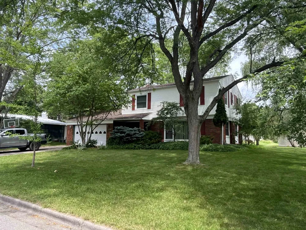 1339 Tomah Drive Mt Pleasant City, MI 48858